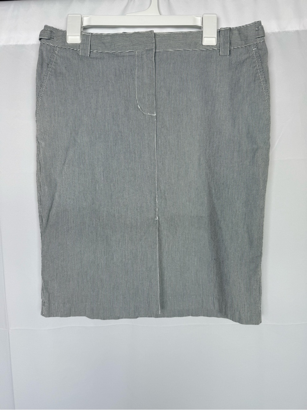 Isaac Mizrahi Gray Pencil Skirt